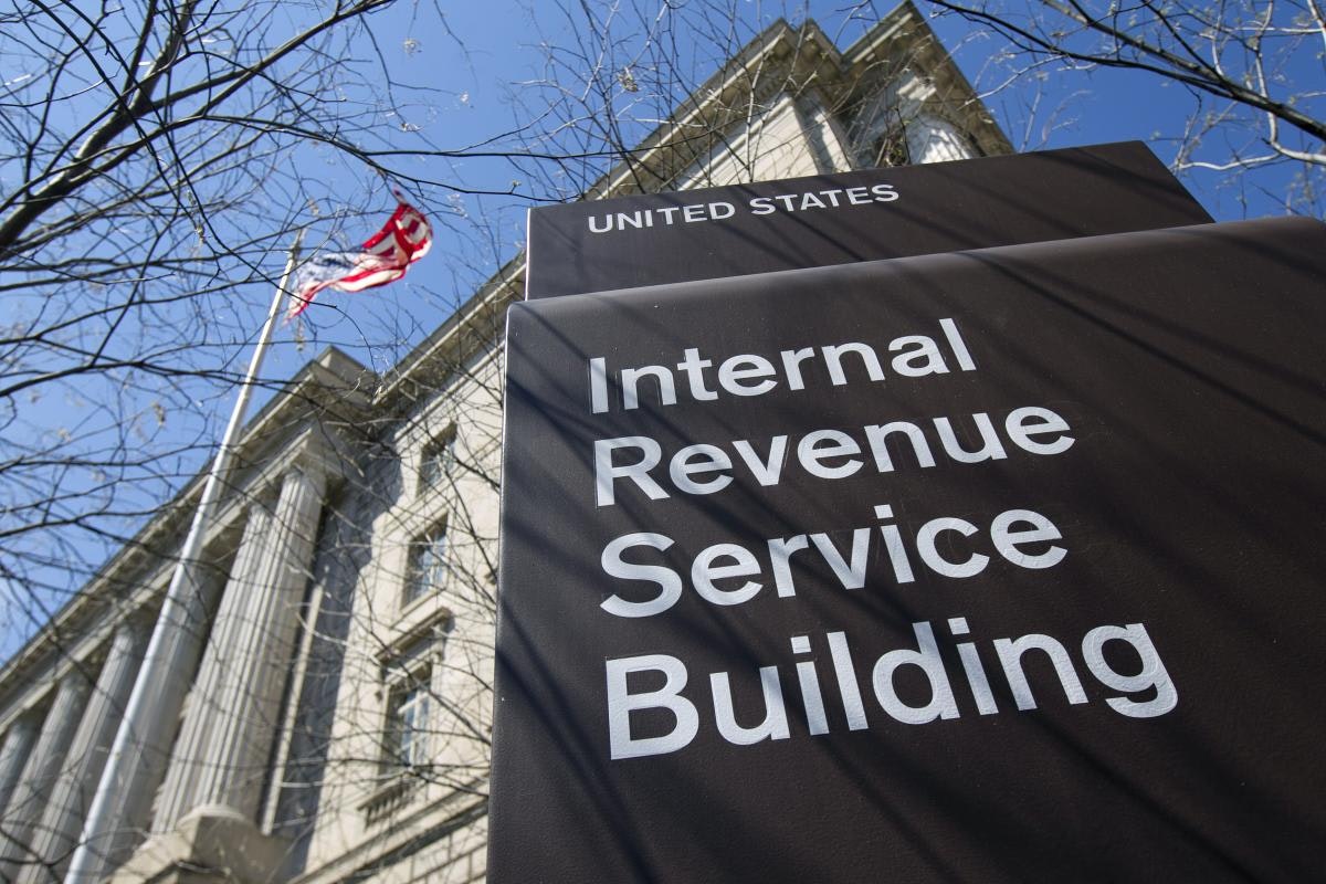 IRS Issues Inflation Adjustments for Tax Brackets, Standard Deduction, EITC
